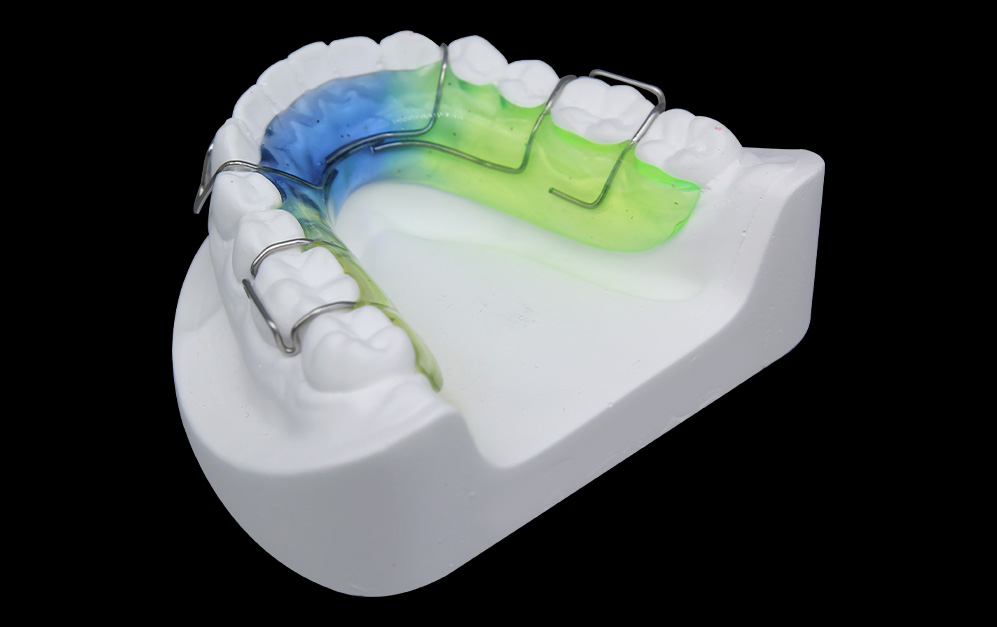 哈利氏保持器（Hawley）